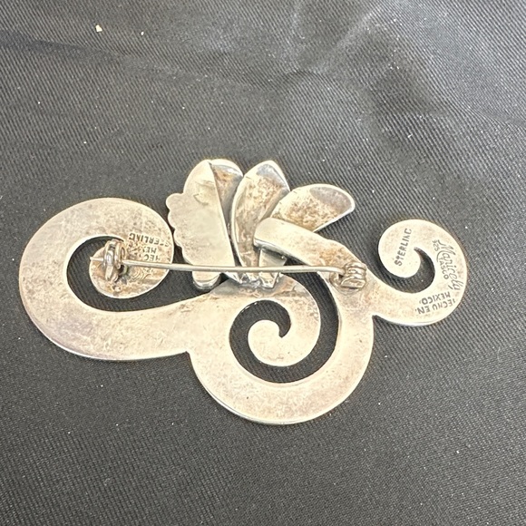 Vintage Mexican Sterling Brooch - Picture 4 of 9